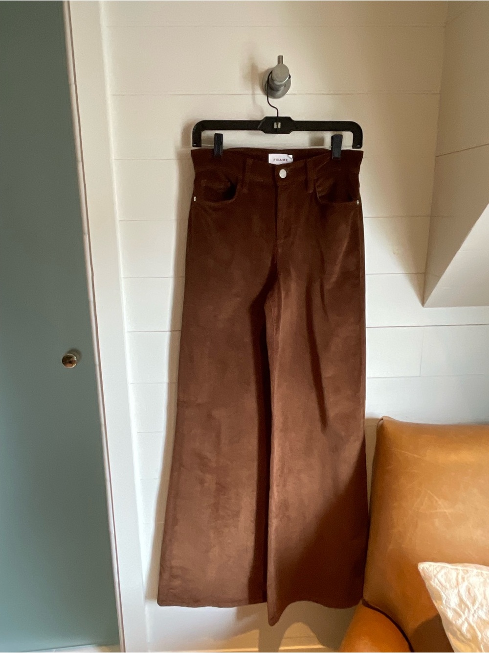 Frame Denim Wide-Leg Trousers in Chocolate Brown